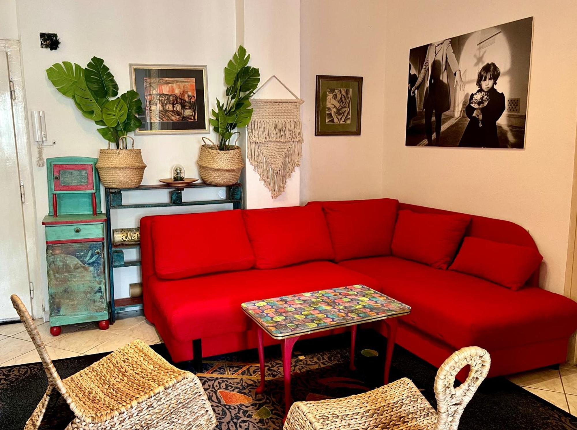 Cozy Art Flat Downtown Buda Apartment *