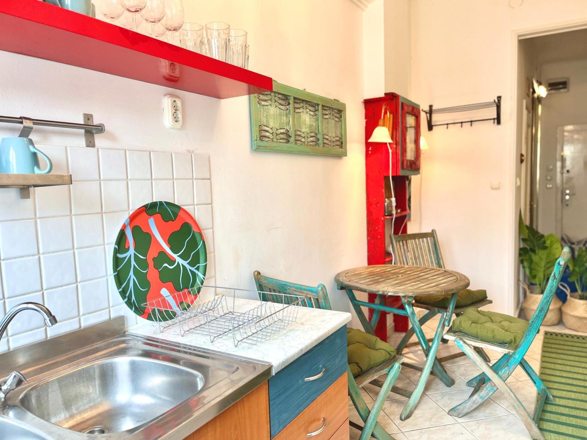Apartment Cozy Art Flat Downtown Buda